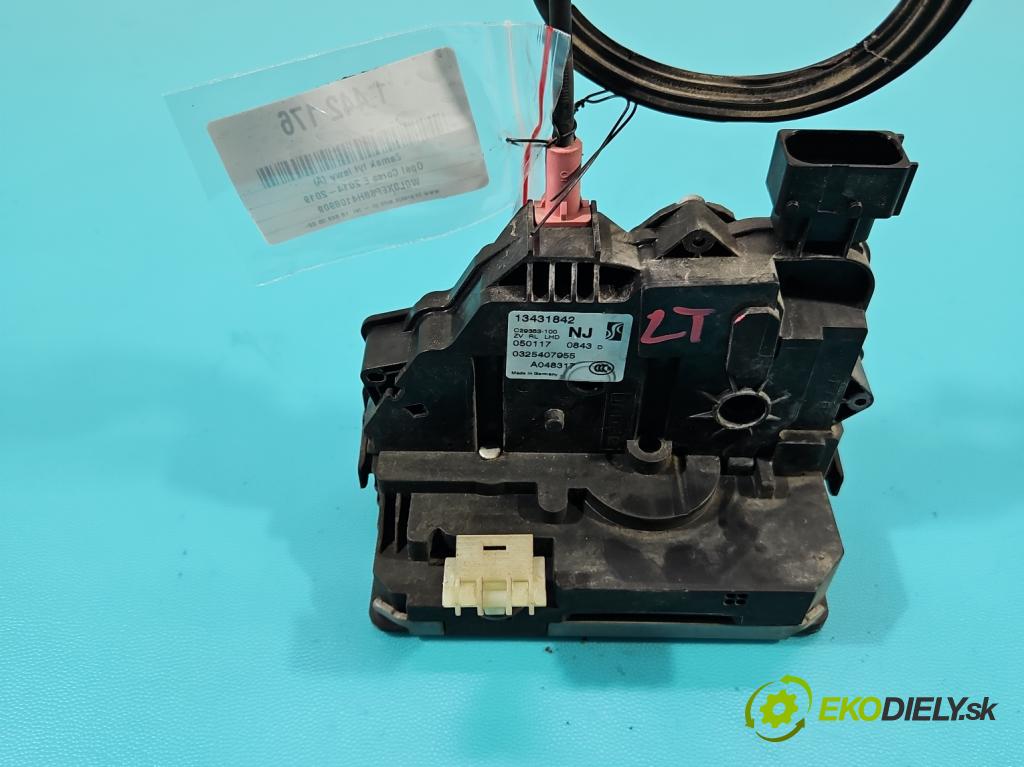 Opel Corsa E 2014-2019 1.4 16V 90 hp manual 66 kW 1398 cm3 5- zámek zadní levý 13431842