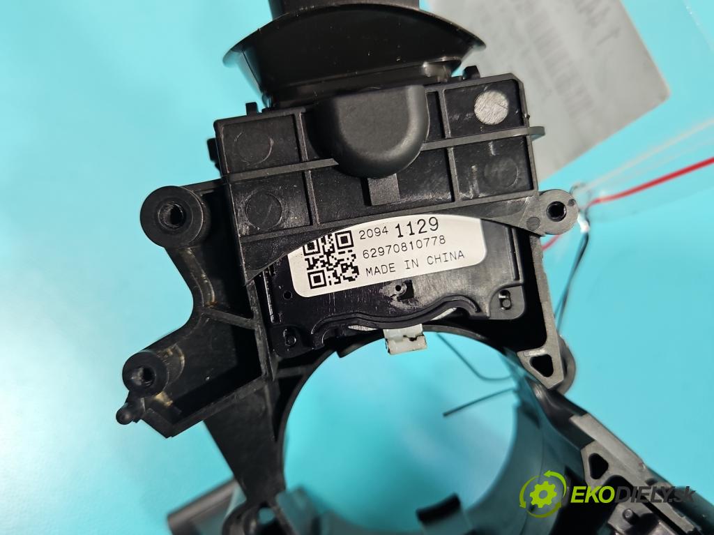 Opel Corsa E 2014-2019 1.4 16V 90 HP manual 66 kW 1398 cm3 5- prepínač komplex: 95433818 (Prepínacie páčky pod volantom)