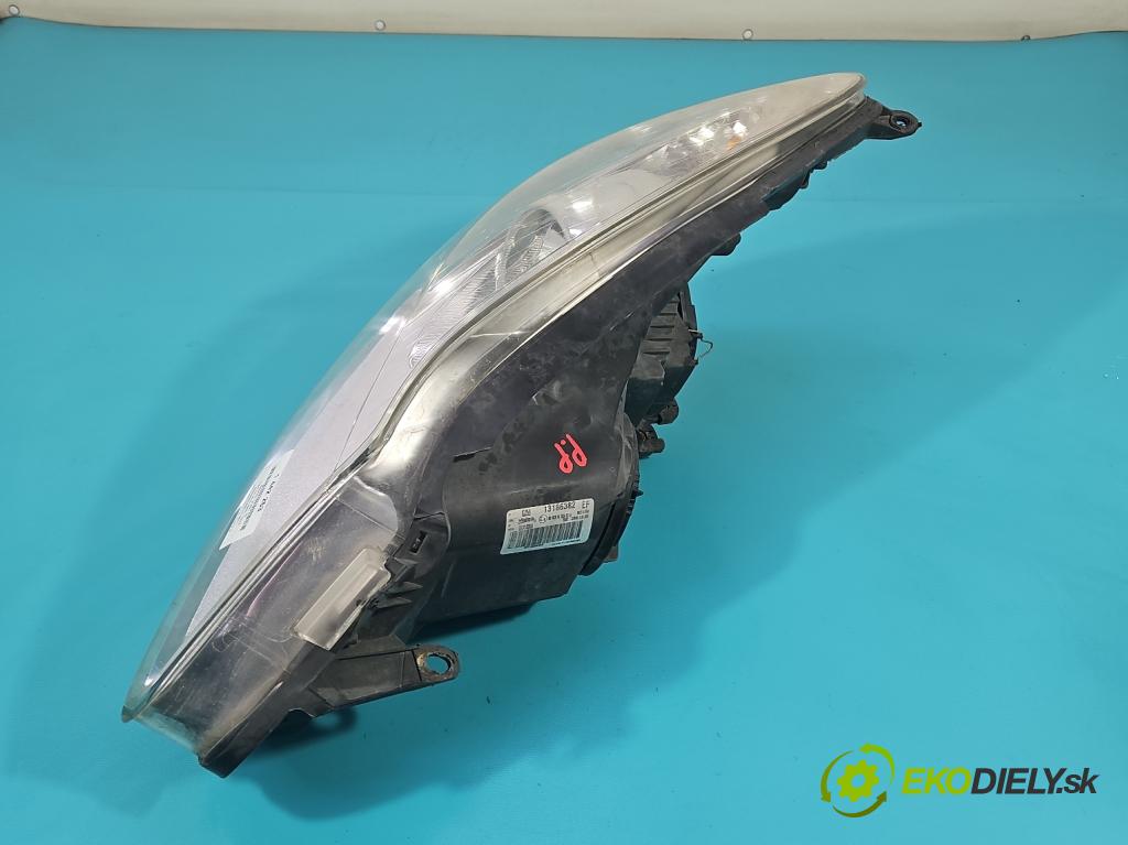 Opel Corsa D 2006-2014 1.2 16V 80 HP manual 59 kW 1229 cm3 5- Reflektor: pravý 13186382 (Svetlo predné pravé)
