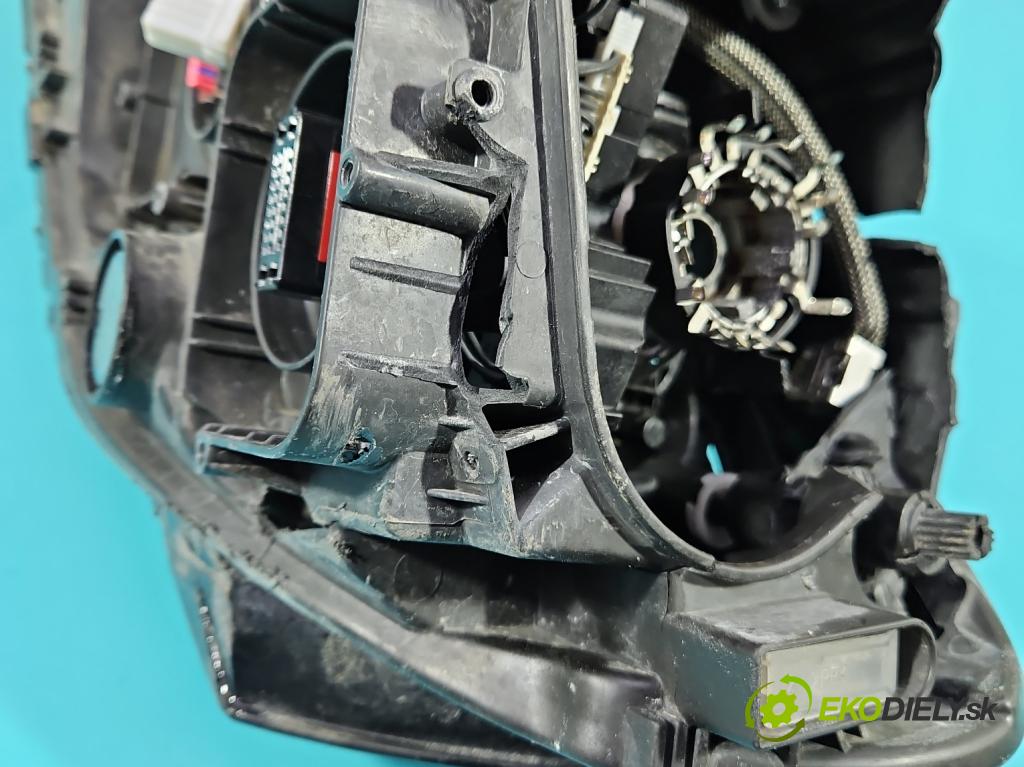 Vw Passat B7 2010-2014 2.0 tdi 140 HP manual 103 kW 1968 cm3 5- Reflektor: pravý 3AB941752 (Svetlo predné pravé)