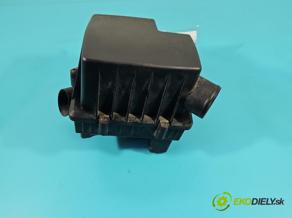 Opel Corsa D 2006-2014 1.2 16V 80 HP manual 59 kW 1229 cm3 5- obal filtra vzduchu 55557185 (Obal filtra vzduchu)