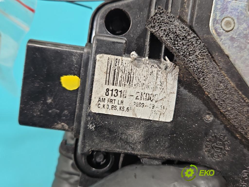 Kia Soul I 2008-2013 1.6 16V 126 HP manual 92,7 kW 1591 cm3 5- zámok predné ľavý 81310-2K000