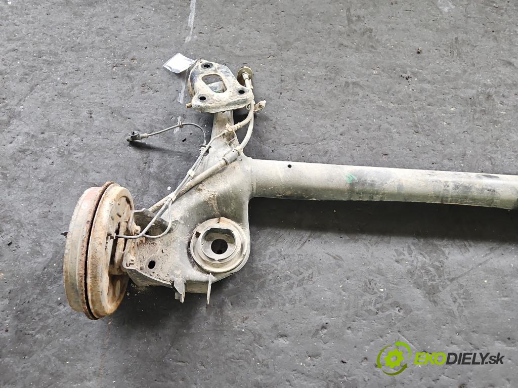 Opel Corsa E 2014-2019 1.4 16V 90 hp manual 66 kW 1398 cm3 5- zadní výztuha  (Výztuhy zadní)