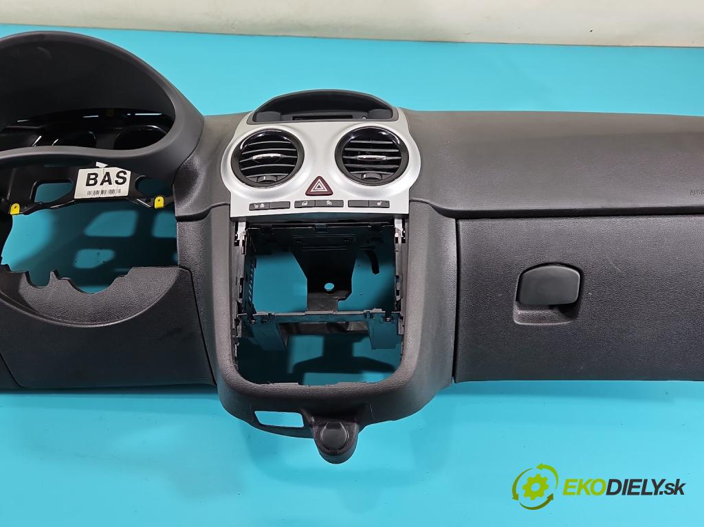 Opel Corsa D 2006-2014 1.2 16V 80 HP manual 59 kW 1229 cm3 5- kokpit,pristrojová doska rozdeľovacia
