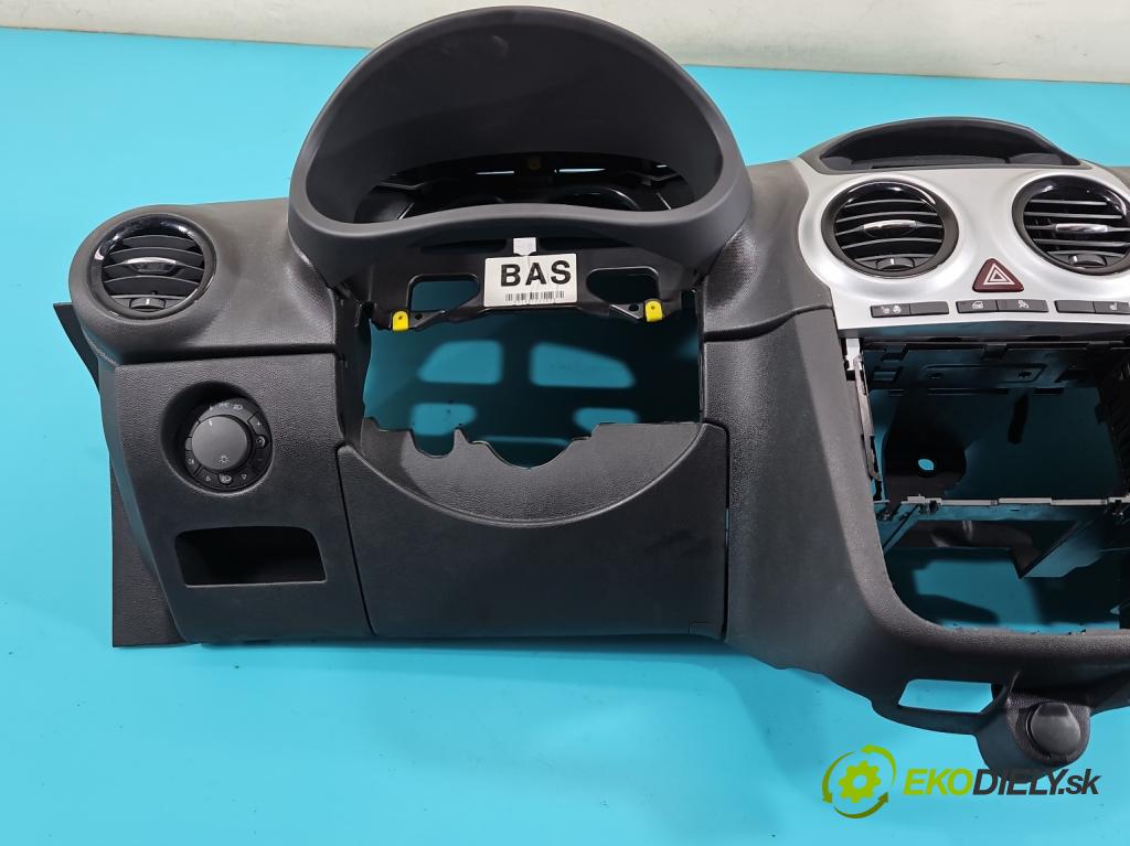Opel Corsa D 2006-2014 1.2 16V 80 HP manual 59 kW 1229 cm3 5- kokpit,pristrojová doska rozdeľovacia