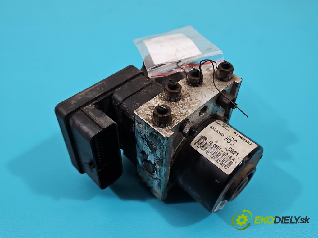 Fiat Doblo II 2010- 2.0 jtd 135 HP manual 99 kW 1956 cm3 5- čerpadlo abs 51888857 (Pumpa ABS)