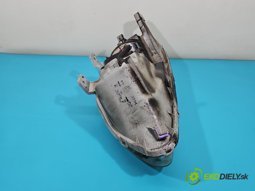 Honda Civic VI 1995-2001 1.4 16V 90 HP manual 66 kW 1396 cm3 4- Reflektor: pravý  (Svetlo predné pravé)