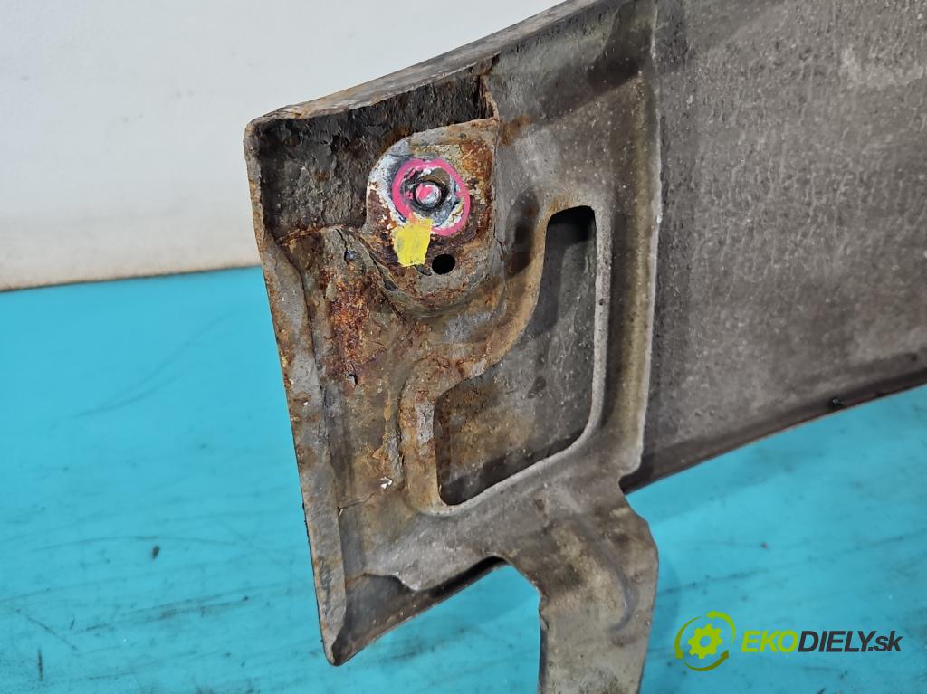 Alfa romeo 159 1.9 jtd 150 hp manual 110 kW 1900 cm3 4- blatnik přední pravý  (Klika dveří ostatní)