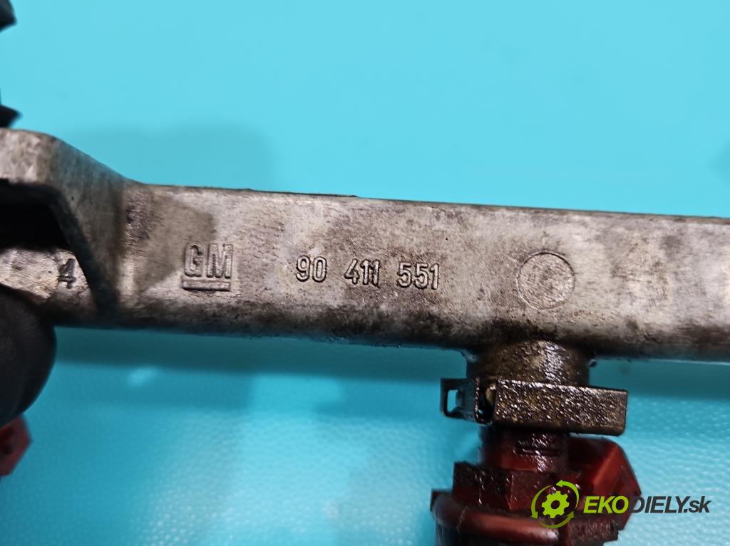 Opel Astra II 1998-2009 2.0 OPC 160 hp manual 118 kW 1998 cm3 3- vstřikovač 5WK90761 (Vstřikovače)