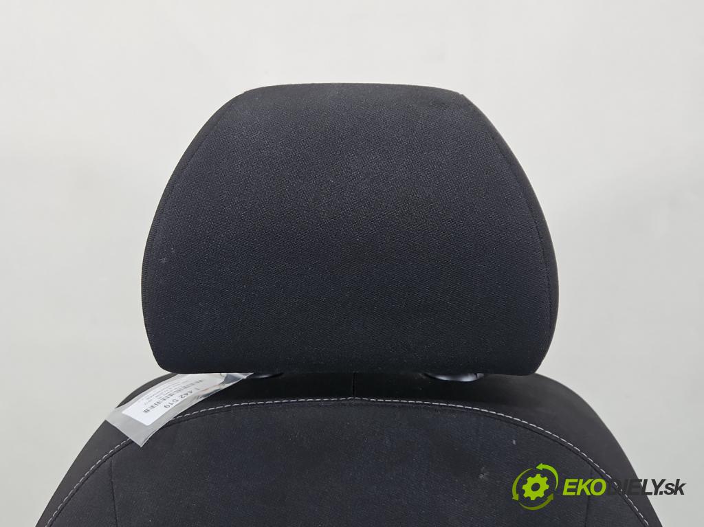 Seat Ibiza IV 6J 2008-2017 1.2 MPI 12V 69KM manual 51 kW 1198 cm3 5- Sedačka pravý  (Sedačka, sedadlo)