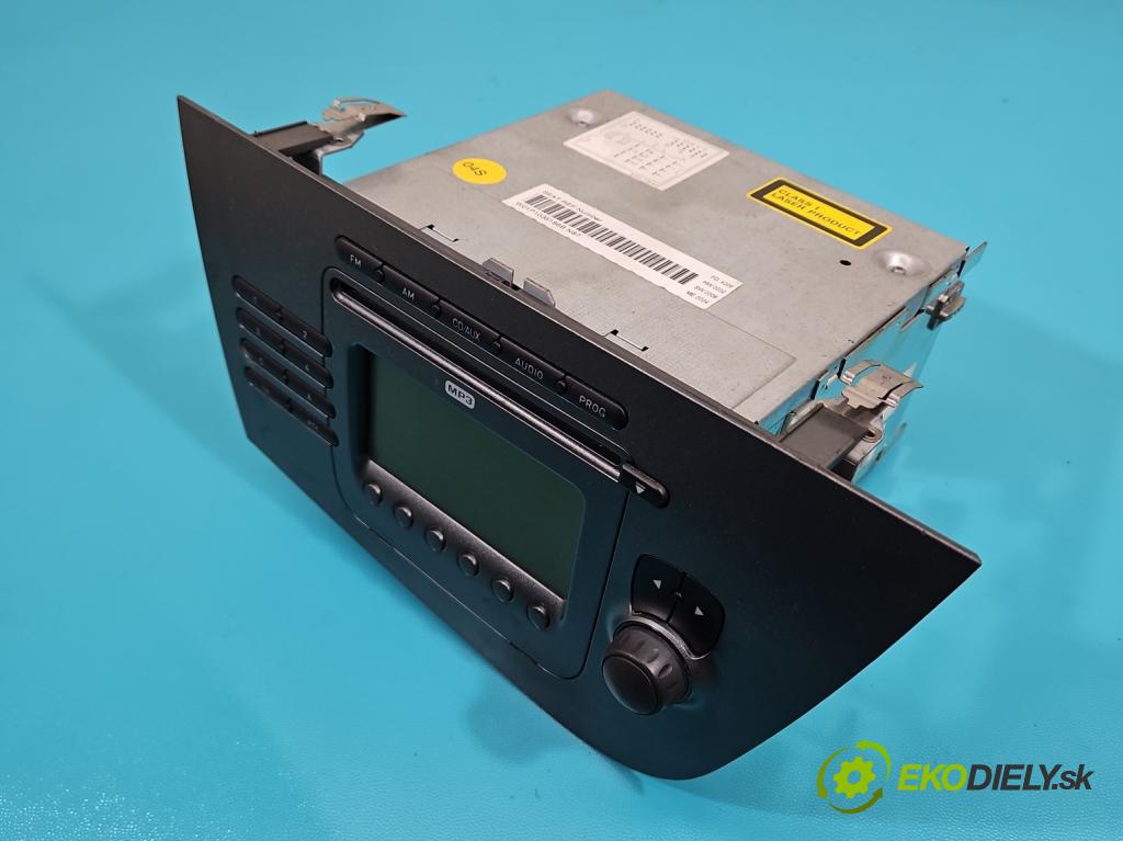 Seat Leon II 2005-2012 1.6 SR 102 HP manual 75 kW 1595 cm3 5- Radio originál 1P1035186B