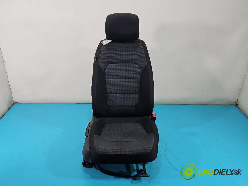 Vw Passat B7 2010-2014 2.0 tdi 140 HP manual 103 kW 1968 cm3 5- Sedačka pravý  (Sedačka, sedadlo)