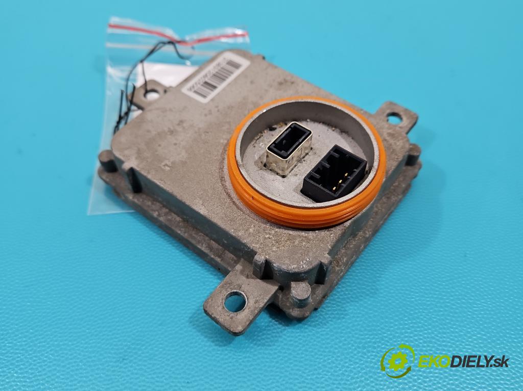 Vw Passat B7 2010-2014 2.0 tdi 140 HP manual 103 kW 1968 cm3 5- střídač: xenon 8K0941597B (Riadiaca jednotka xenónu)