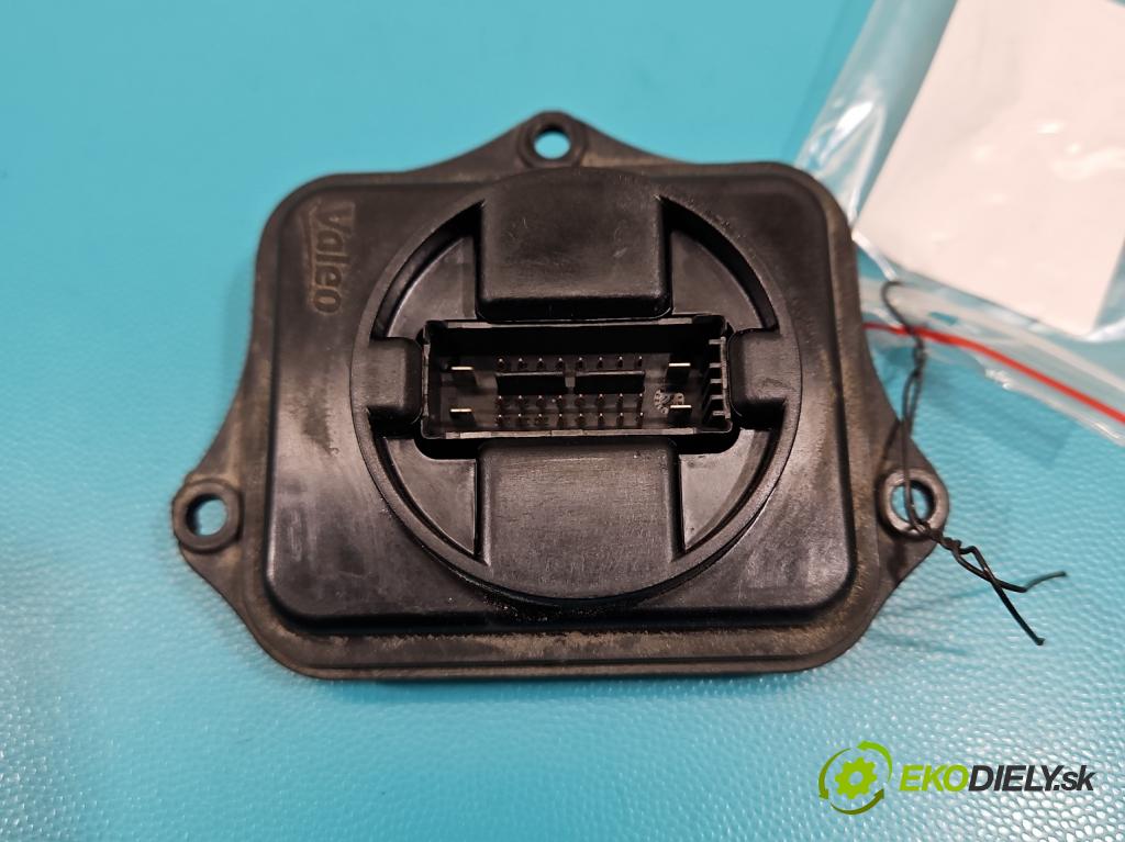 Vw Passat B7 2010-2014 2.0 tdi 140 HP manual 103 kW 1968 cm3 5- střídač: xenon 3D0941329B (Riadiaca jednotka xenónu)