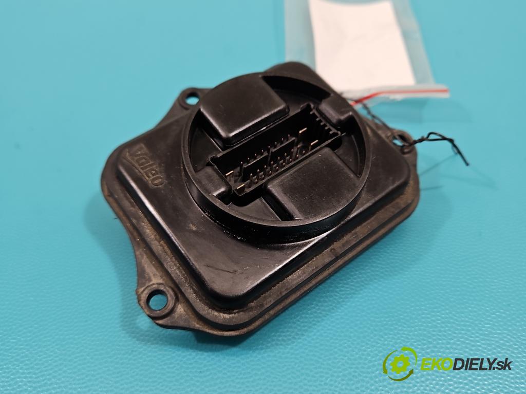 Vw Passat B7 2010-2014 2.0 tdi 140 HP manual 103 kW 1968 cm3 5- střídač: xenon 3D0941329B (Riadiaca jednotka xenónu)