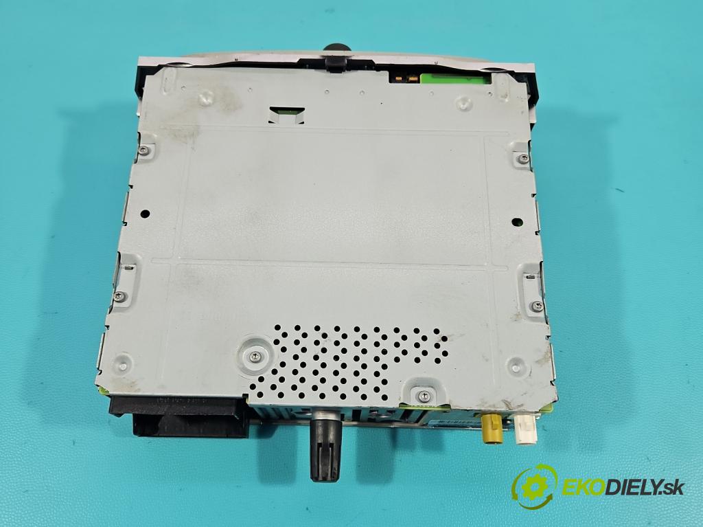 Renault Megane III 2008-2016 2.0 16V 140 HP automatic 103 kW 1997 cm3 5- Radio originál 281159243R