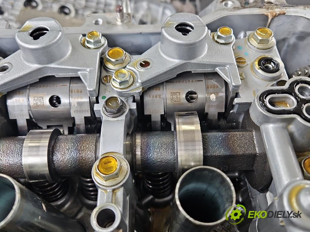 Toyota Auris II 2012-2018 1.6 16V 132 HP manual 97 kW 1598 cm3 5- motor benzín: 1ZR