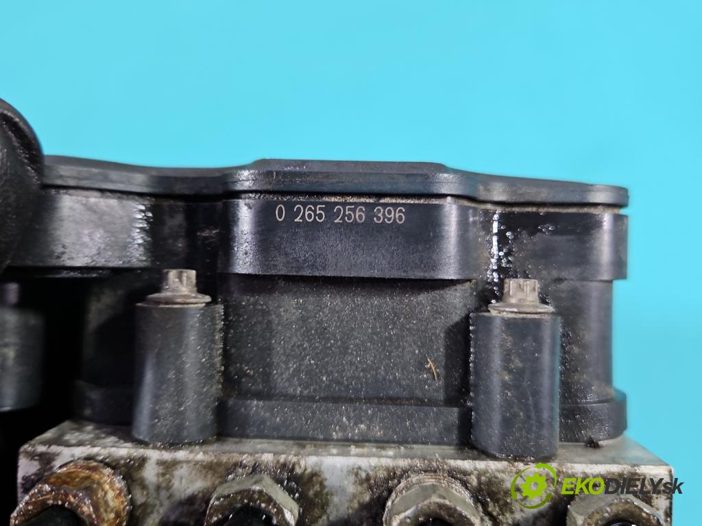 Opel Corsa E 2014-2019 1.4 16V 90 HP manual 66 kW 1398 cm3 5- čerpadlo abs 0265256396 (Pumpa ABS)