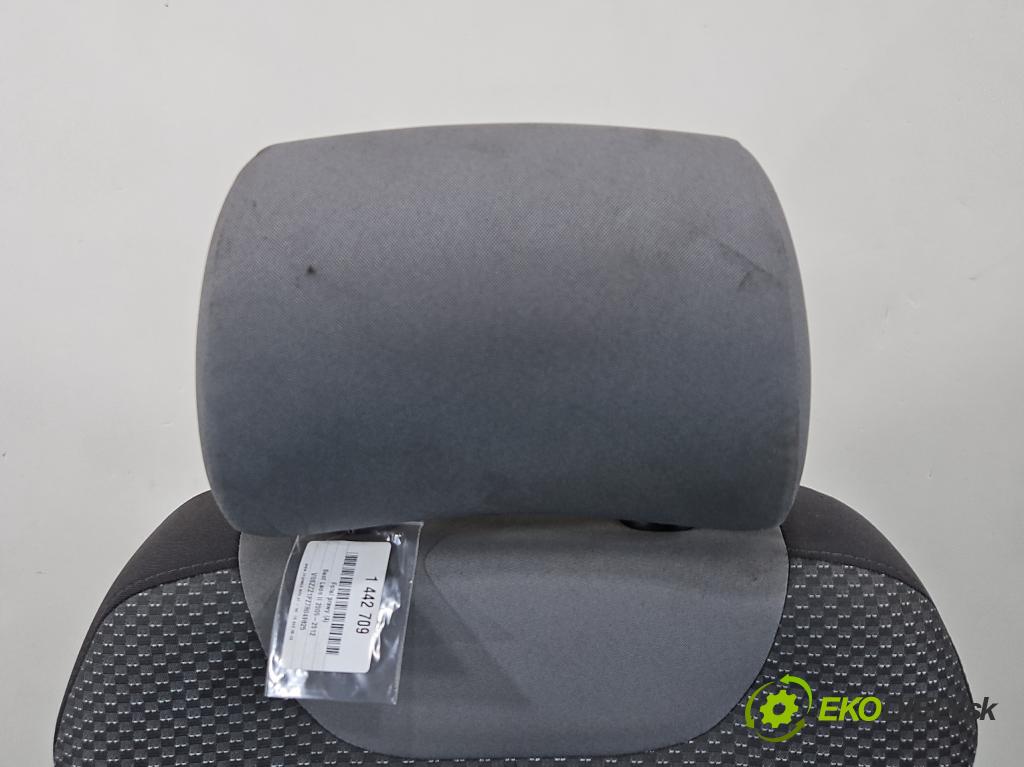 Seat Leon II 2005-2012 1.6 SR 102 HP manual 75 kW 1595 cm3 5- Sedačka pravý  (Sedačka, sedadlo)