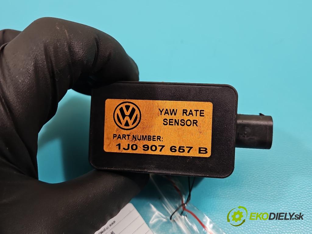 Vw Golf IV 1997-2003 1.9 sdi 68 hp manual 50 kW 1896 cm3 5- snímač ESP 1J1907637B