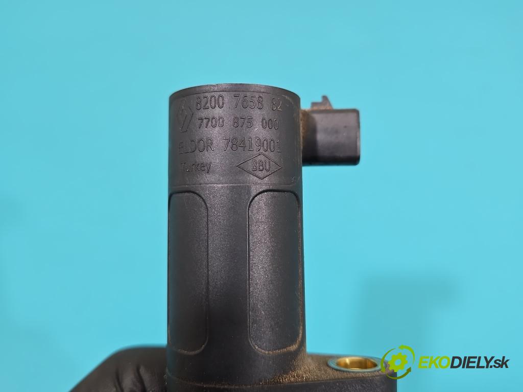 Dacia Duster I 2010-2018 1.6 16V 105 HP manual 77 kW 1598 cm3 5- cievka zapaľovacia 8200765882 (Zapaľovacia cievka)