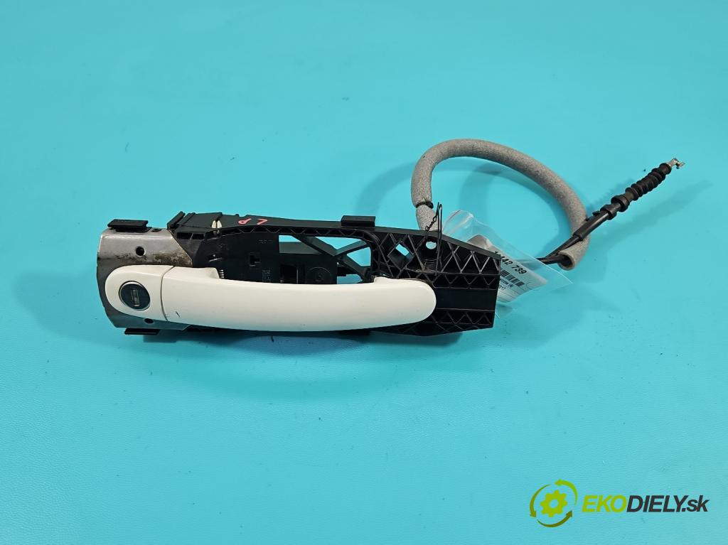 Seat Ibiza IV 6J 2008-2017 1.2 MPI 12V 69KM manual 51 kW 1198 cm3 5- rukoväť predné ľavé mimo: 5N0837885H (Vonkajšie predné ľavé)