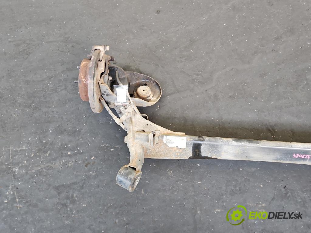 Kia Soul I 2008-2013 1.6 16V 126 hp manual 92,7 kW 1591 cm3 5- zadní výztuha  (Výztuhy zadní)