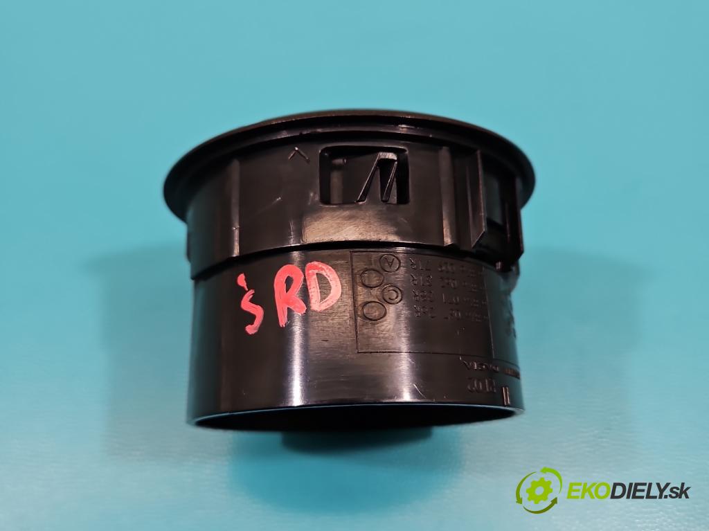 Dacia Duster I 2010-2018 1.6 16V 105 HP manual 77 kW 1598 cm3 5- Mřížka: kúrenia stredová 687606726 (Mriežka kúrenia (fukár))