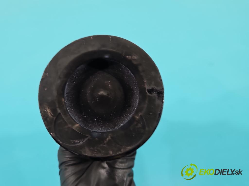 Kia Rio IV 2016-2023 1.4 crdi 90 HP manual 66 kW 1396 cm3 5- piest D4FC (Piest)