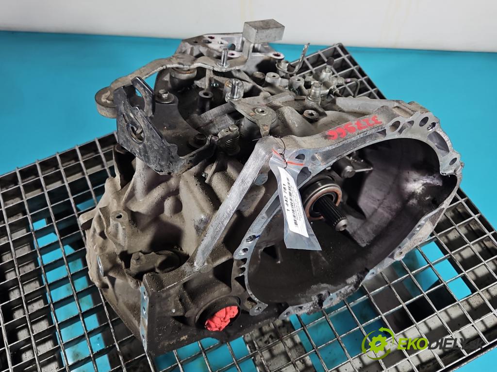 Toyota Auris II 2012-2018 1.6 16V 132  HP manual 97 kW 1598 cm3 5- prevodovka stupeň,rýchlosť manual 31115-05031