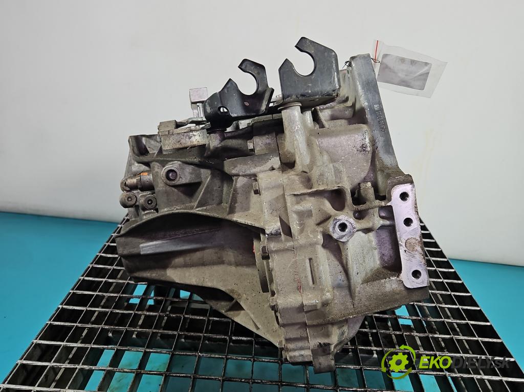 Toyota Auris II 2012-2018 1.6 16V 132  HP manual 97 kW 1598 cm3 5- prevodovka stupeň,rýchlosť manual 31115-05031