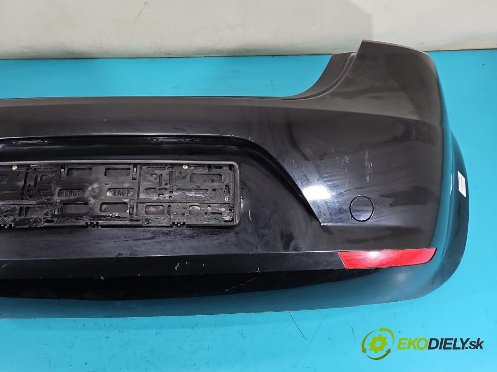 Seat Leon II 2005-2012 1.6 SR 102 hp manual 75 kW 1595 cm3 5- nárazník zadní  (Ostatné)