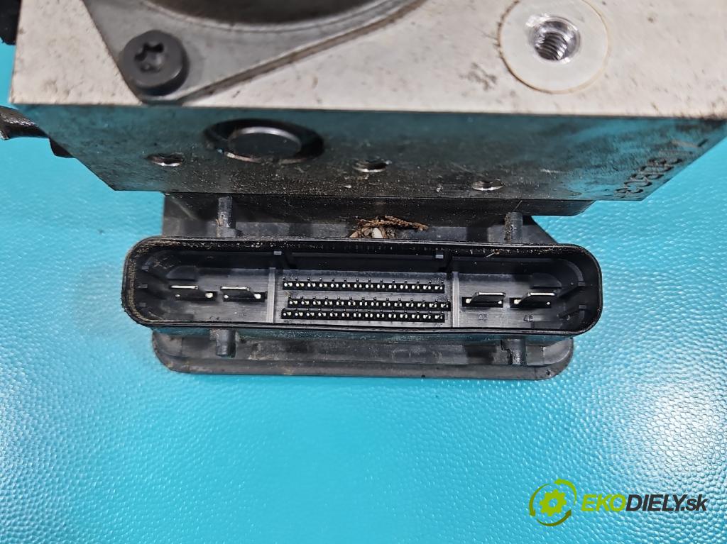 Kia Soul I 2008-2013 1.6 16V 126 HP manual 92,7 kW 1591 cm3 5- čerpadlo abs 58910-2K810 (Pumpa ABS)