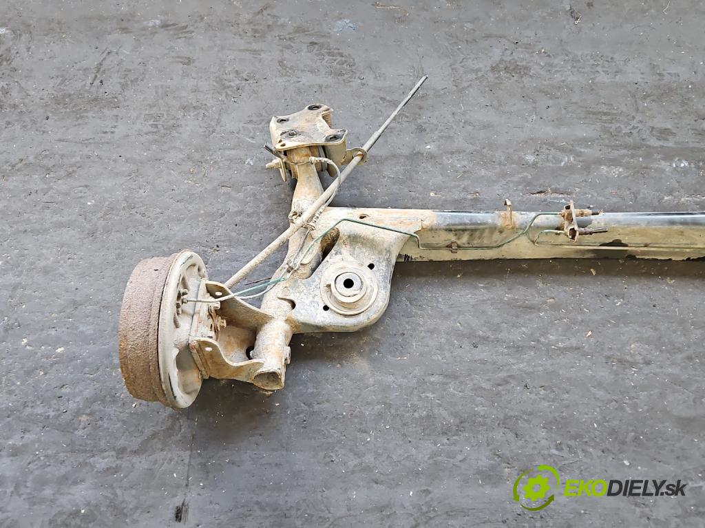 Dacia Duster I 2010-2018 1.6 16V 105 hp manual 77 kW 1598 cm3 5- zadní výztuha  (Výztuhy zadní)