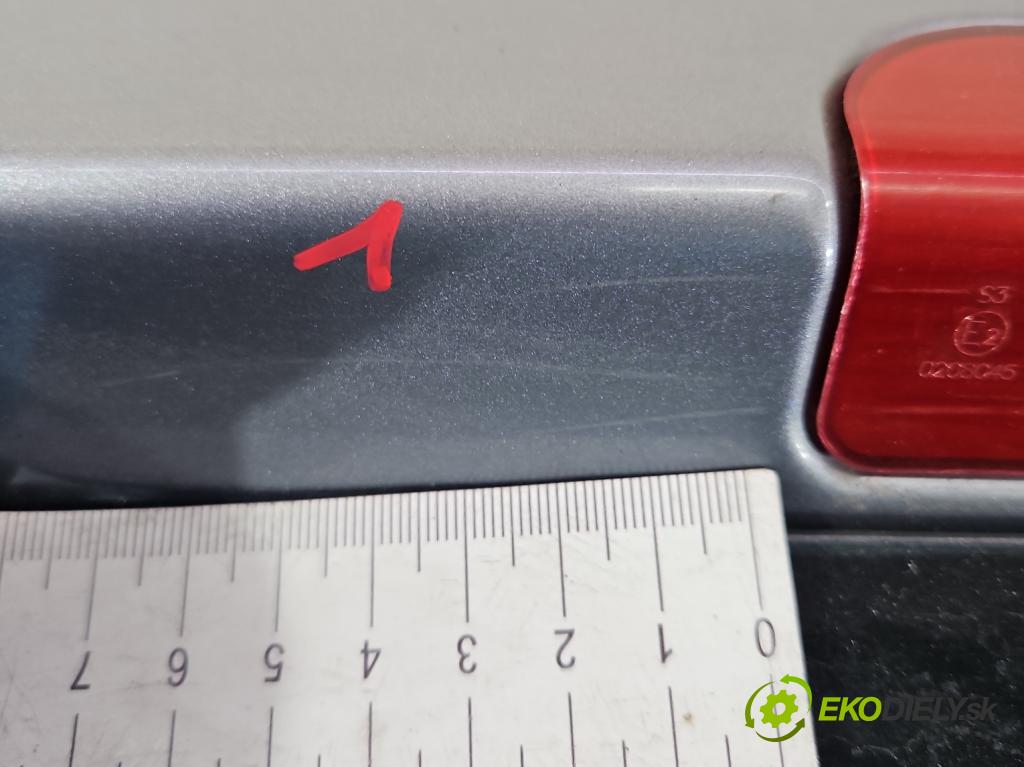 Renault Megane III 2008-2016 2.0 CVT 16V 140 hp automatic 103 kW 1997 cm3 5- zadní kufrové dveře  (Zadní kapoty)