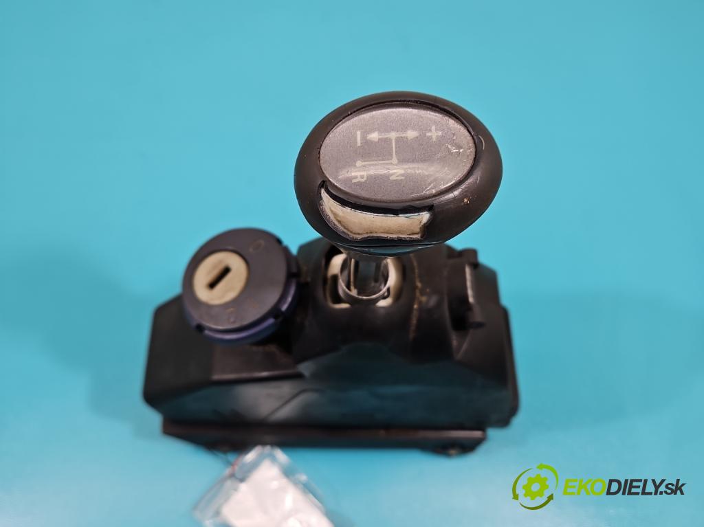 Smart Fortwo 1998-2007 41 HP automatic 30 kW 599 cm3 3- Spínačka  (Spínacia skrinka)