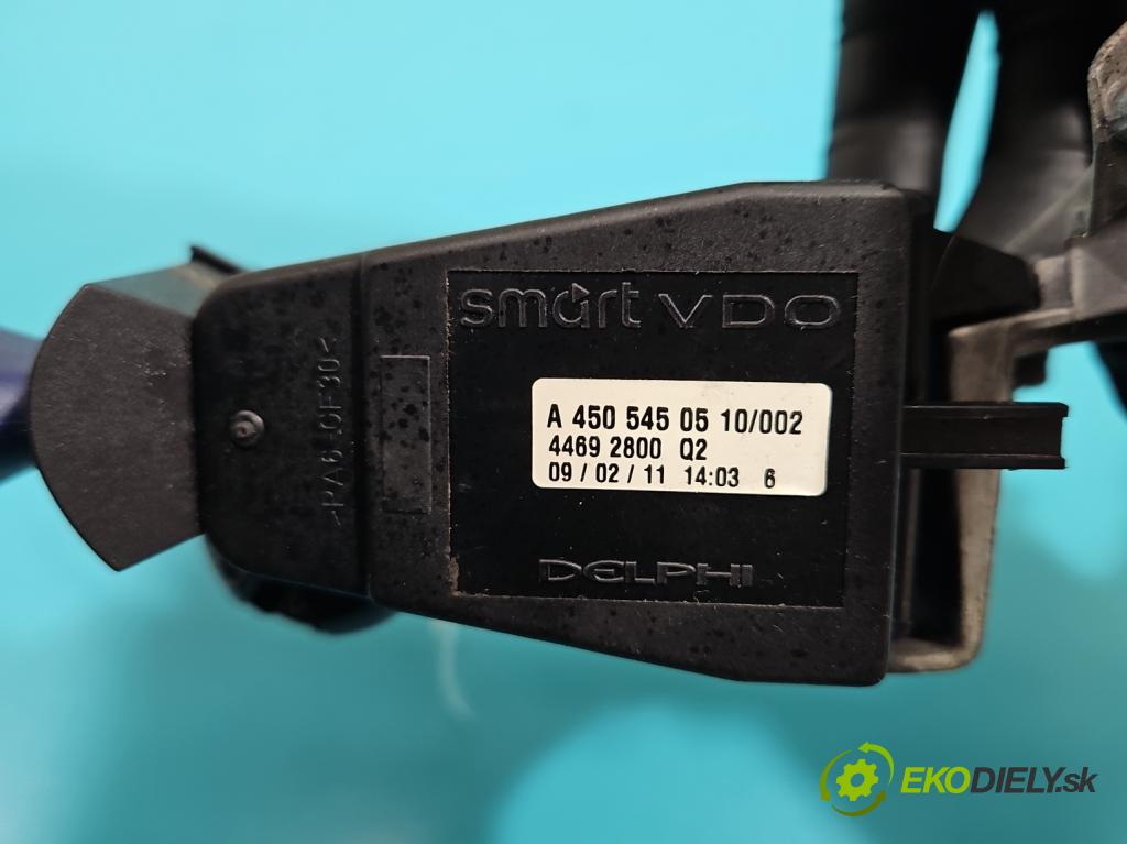 Smart Fortwo 1998-2007 41 HP automatic 30 kW 599 cm3 3- prepínač komplex: A45054505 (Prepínacie páčky pod volantom)