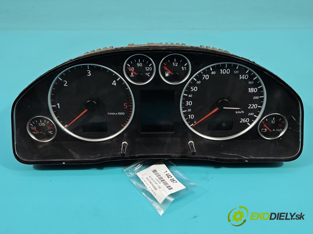 Audi A6 C5 1997-2004 2.5 tdi 163 HP automatic 120 kW 2496 cm3 4- prístrojovka/ budíky 110080128/004 (Prístrojová doska, displej)