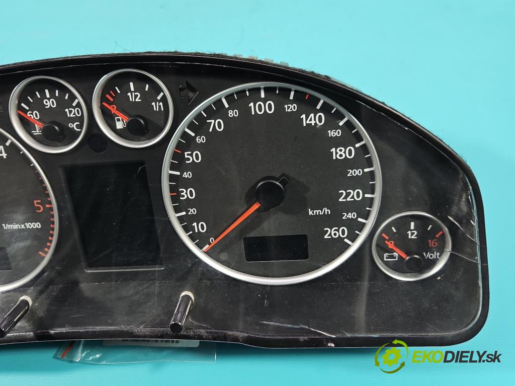 Audi A6 C5 1997-2004 2.5 tdi 163 HP automatic 120 kW 2496 cm3 4- prístrojovka/ budíky 110080128/004 (Prístrojová doska, displej)