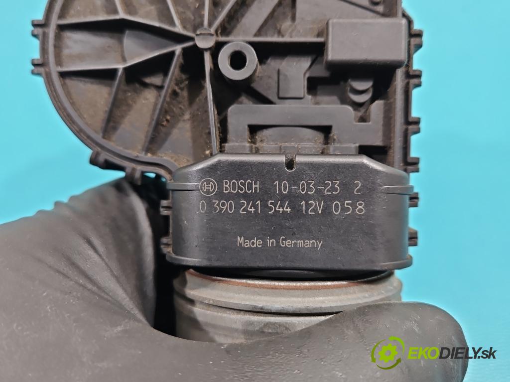 Dacia Duster I 2010-2018 1.6 16V 105 hp manual 77 kW 1598 cm3 5- motor stěračů přední 0390241544