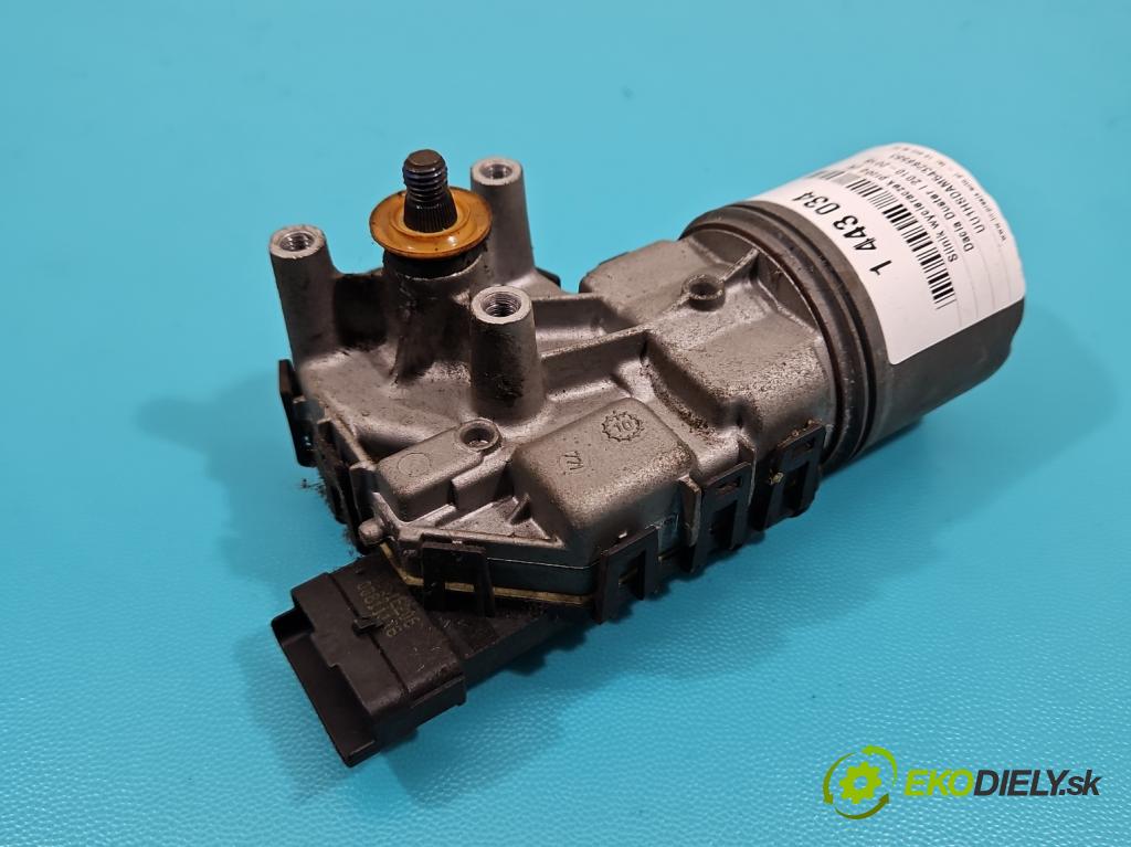 Dacia Duster I 2010-2018 1.6 16V 105 hp manual 77 kW 1598 cm3 5- motor stěračů přední 0390241544