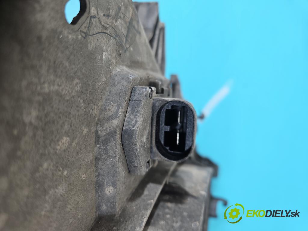 Dacia Duster I 2010-2018 1.6 16V 105 HP manual 77 kW 1598 cm3 5- Ventilátor chladiča 8200880555