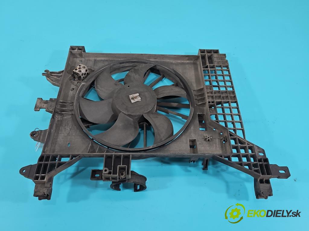Dacia Duster I 2010-2018 1.6 16V 105 HP manual 77 kW 1598 cm3 5- Ventilátor chladiča 8200880555