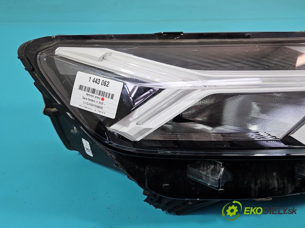 Dacia Sandero III 2020- 1.0 SCe: 91 KM manual 67 kW 999 cm3 5- Reflektor: pravý 260107920R (Svetlo predné pravé)