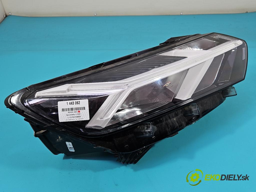 Dacia Sandero III 2020- 1.0 SCe: 91 KM manual 67 kW 999 cm3 5- Reflektor: pravý 260107920R (Svetlo predné pravé)