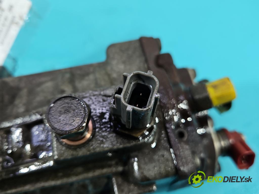 Toyota Corolla E12 2001-2009 2.0 D4D 90 HP manual 66 kW 1995 cm3 5- čerpadlo vstrekovacia 22100-27010 (Vstrekovacie čerpadlo)