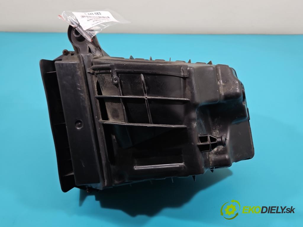 Renault Megane III 2008-2016 2.0 CVT 16V 140 HP automatic 103 kW 1997 cm3 5- obal filtra vzduchu 8200947664B (Obal filtra vzduchu)