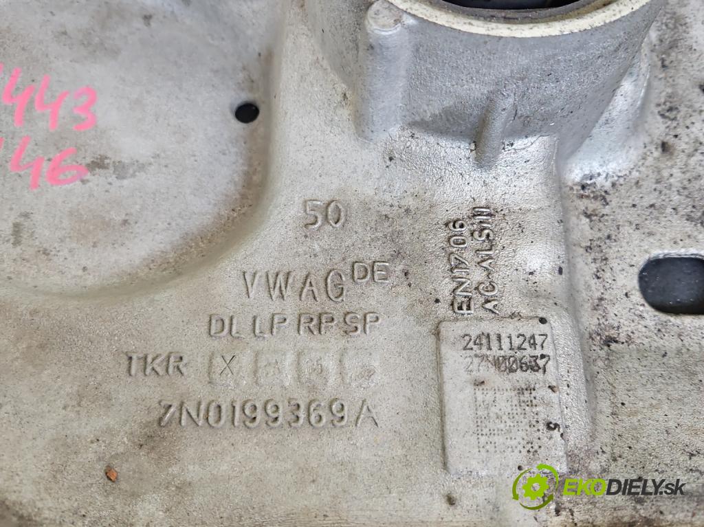 Vw Passat B7 2010-2014 2.0 tdi 140 HP manual 103 kW 1968 cm3 5- výstuha motora 7N0199369A