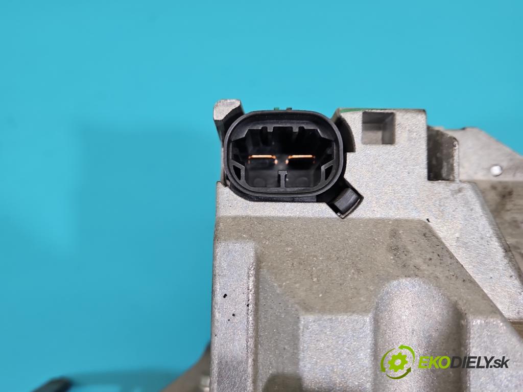 Renault Scenic II 2003-2009 1.6 16V 111KM manual 82 kW 1598 cm3 5- čerpadlo posilovač 8200741585 (Servočerpadlo, pumpa riadenia)