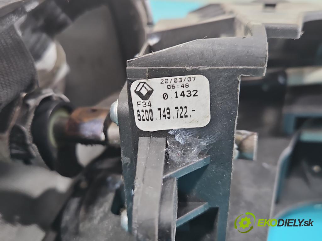 Renault Scenic II 2003-2009 1.6 16V 111KM manual 82 kW 1598 cm3 5- Páka: Změny: stupeň,rýchlosť 8200749722 (Rýchlostná páka (kulisa))